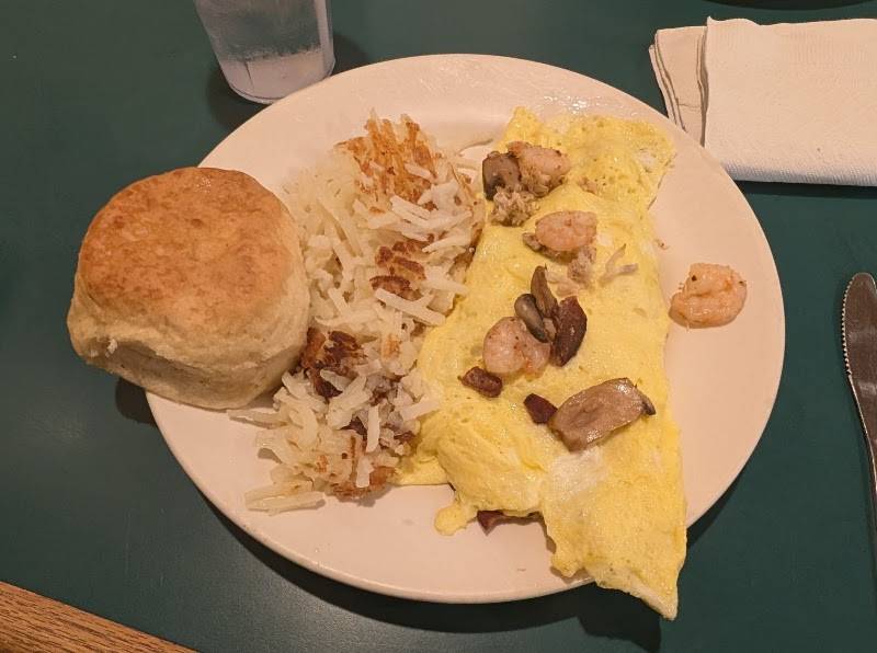 Local's Family Diner