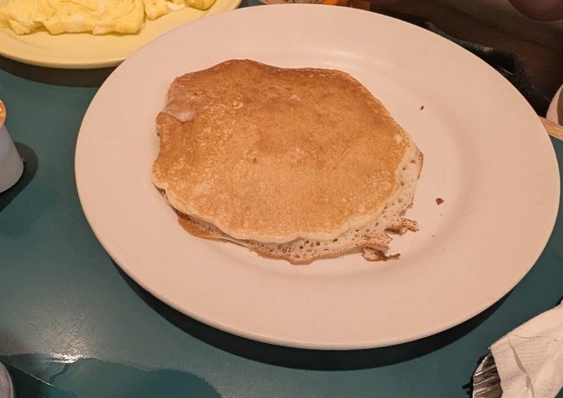 Local's Family Diner